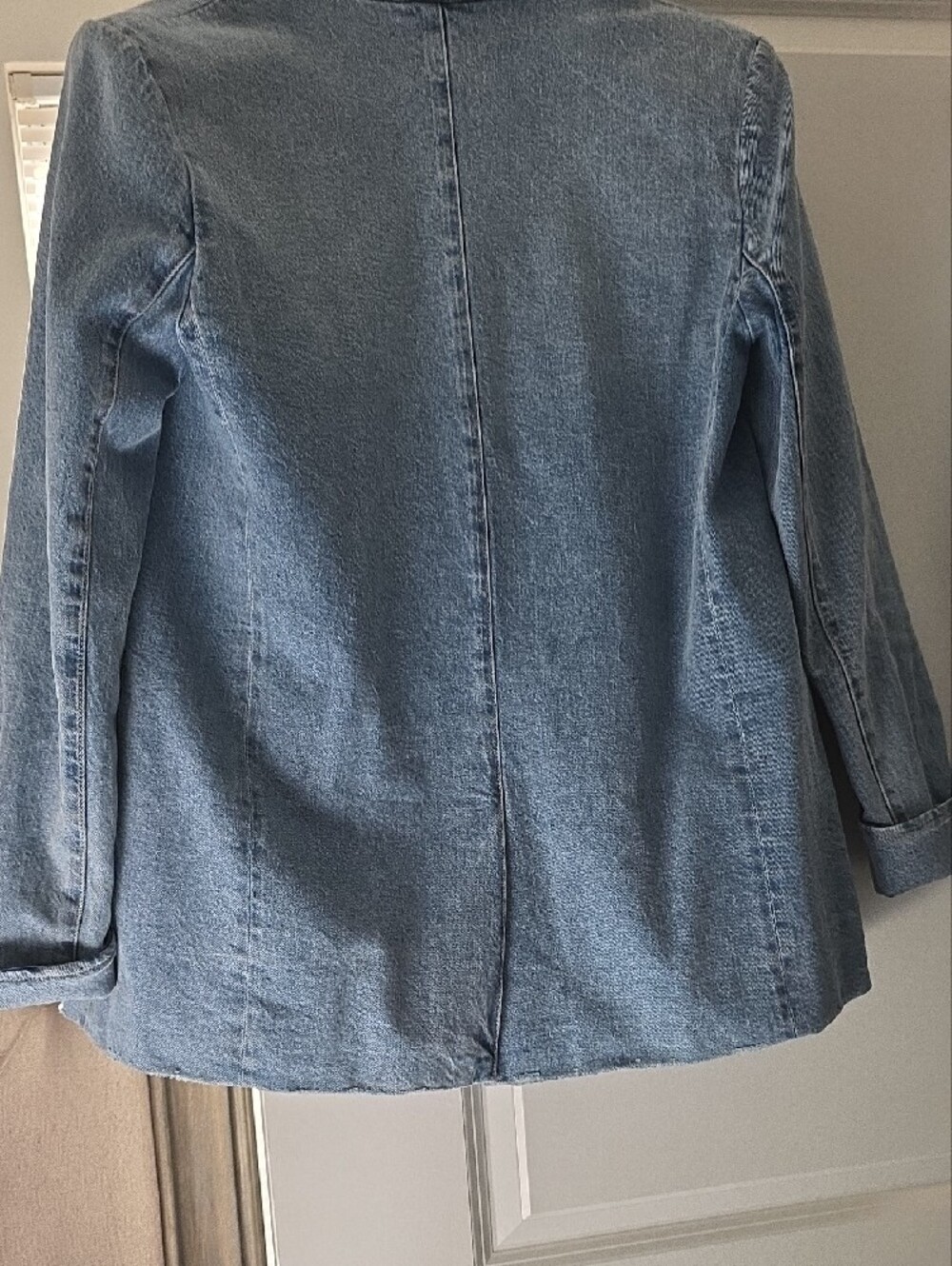 Alice + Olivia Light Blue Denim Blazer and matching Skort - Picture 10 of 10
